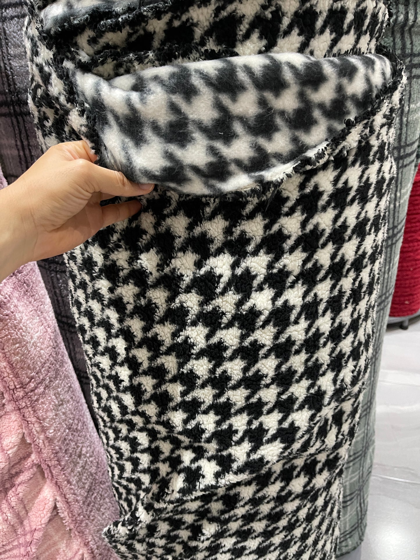 Sherpa Pata de Gallo